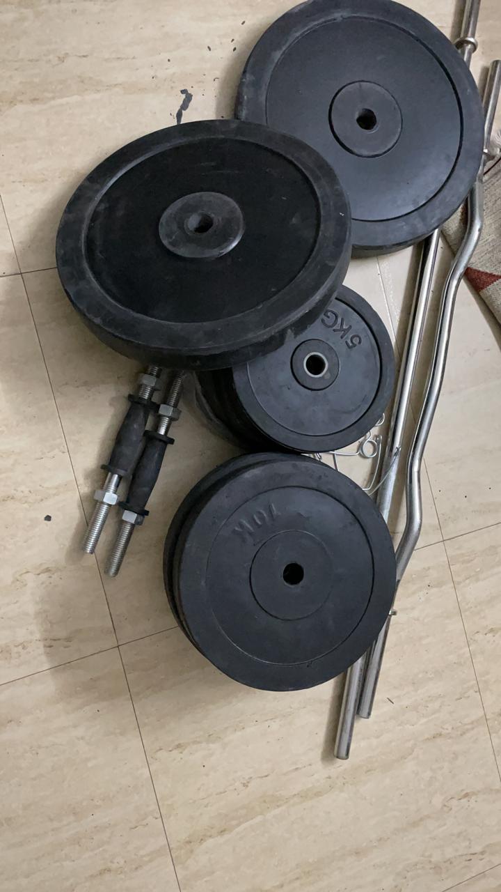 7 in 1 bench press with leg station and 70 kg compressed rubber weight